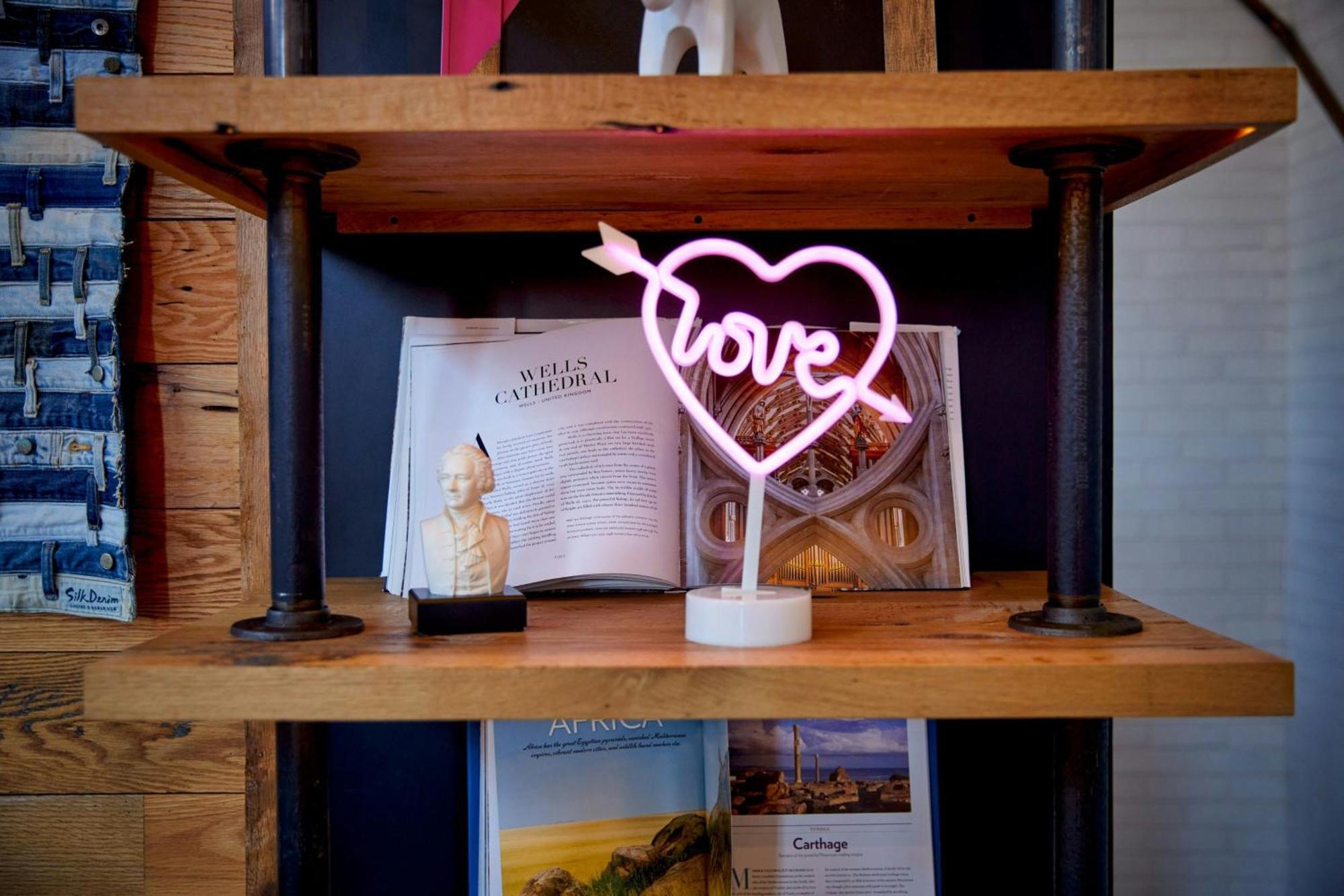 Hotel Moxy Washington, Dc Downtown Esterno foto